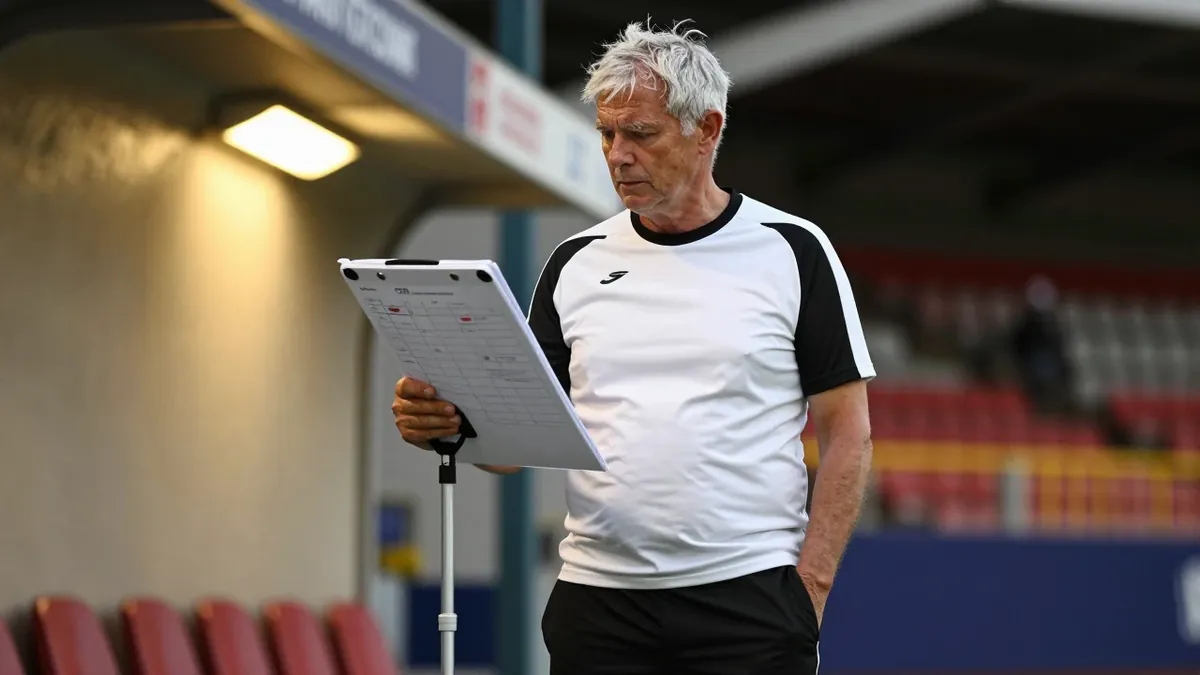 Airdrieonians Seek Early Edge vs Stirling Albion